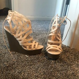 White wedges